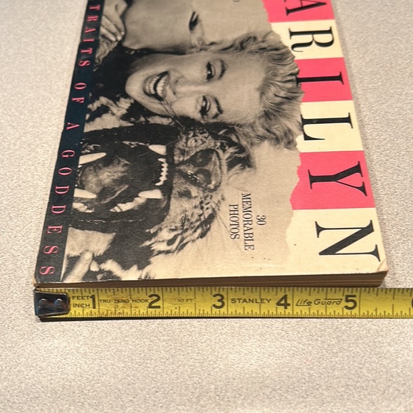 COPY - Vintage Marilyn Monroe 30 Postcards Book - Picture 12 of 12